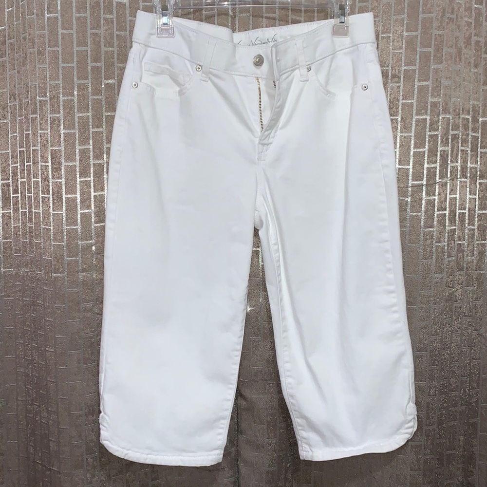 White Capri Gloria Vanderbilt